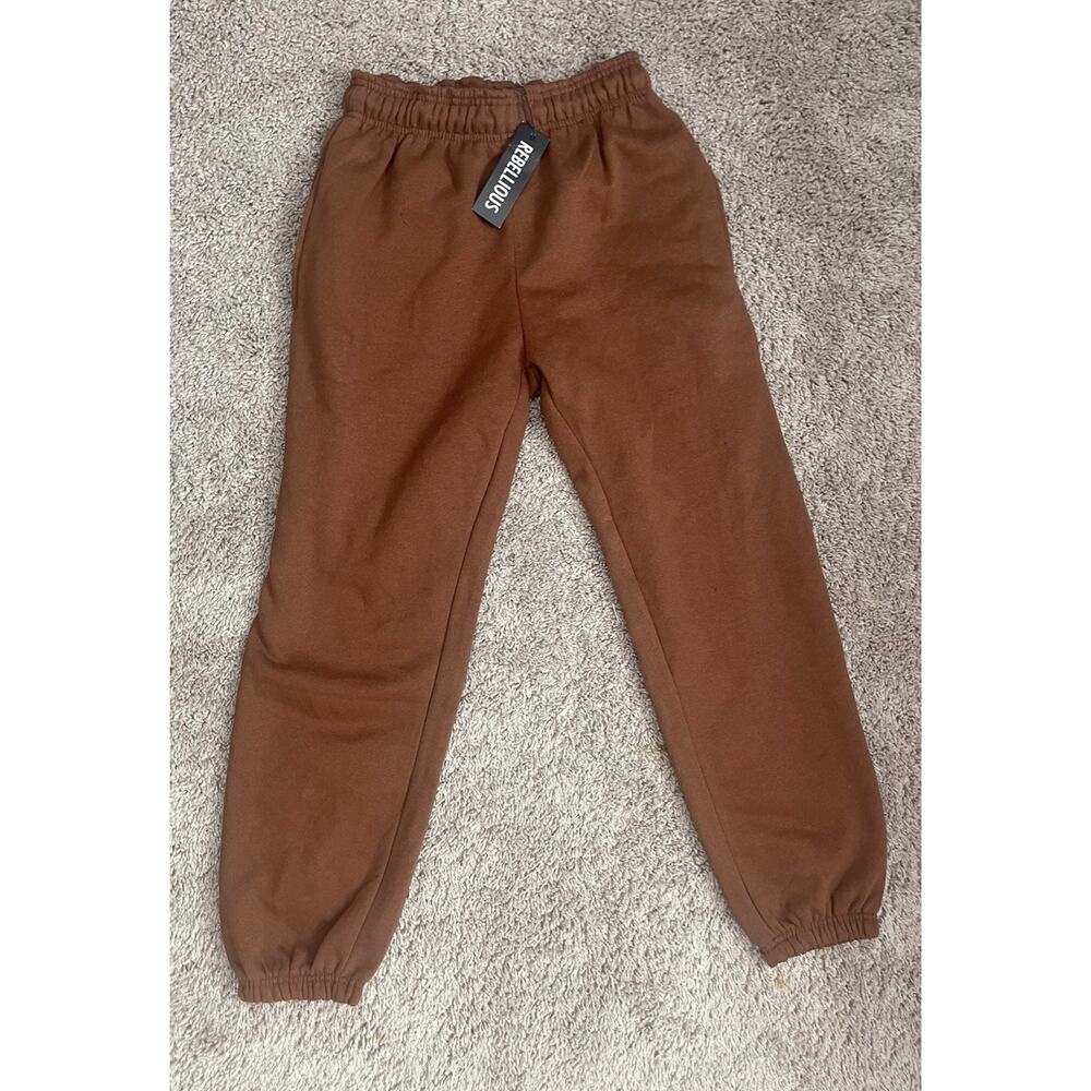Rebellious Fashion Chocolate Brown Oversized Sweatpants High Rise, Size 6
